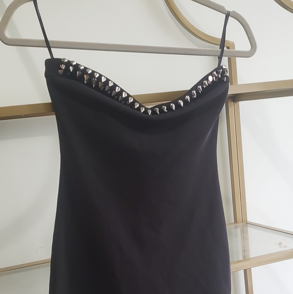 Chic mini tube dress with spikes